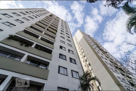 Apartamento à venda com 75m², 3 quartos e 1 vagaÁrea Comum