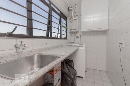 Apartamento à venda com 117m², 3 quartos e 3 vagas Apartamento à venda com 117m², 3 quartos e 3 vagasÁrea de serviço