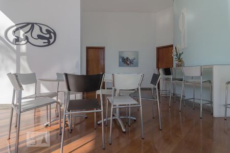 Apartamento à venda com 117m², 3 quartos e 3 vagas Apartamento à venda com 117m², 3 quartos e 3 vagasSalão de festas