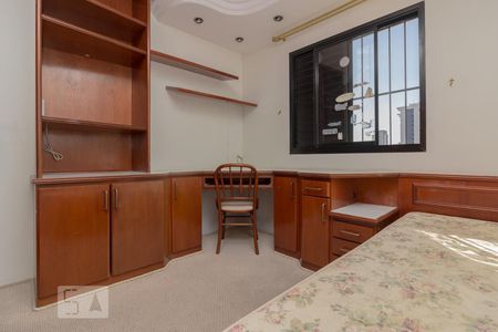 Apartamento à venda com 117m², 3 quartos e 3 vagas Apartamento à venda com 117m², 3 quartos e 3 vagasQuarto 3