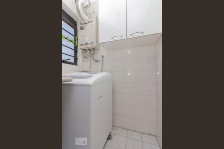 Apartamento à venda com 117m², 3 quartos e 3 vagas Apartamento à venda com 117m², 3 quartos e 3 vagasÁrea de serviço