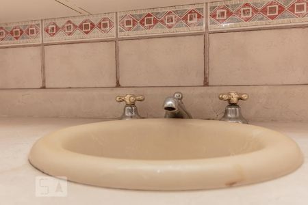 Apartamento à venda com 117m², 3 quartos e 3 vagas Apartamento à venda com 117m², 3 quartos e 3 vagasBanheiro