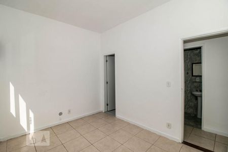 Apartamento à venda com 90m², 2 quartos e 1 vagaSuíte