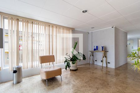 Apartamento à venda com 90m², 3 quartos e 1 vaga Apartamento à venda com 90m², 3 quartos e 1 vagaHall social