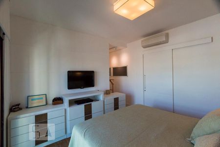 Apartamento à venda com 132m², 2 quartos e 3 vagasQUARTO SUITE