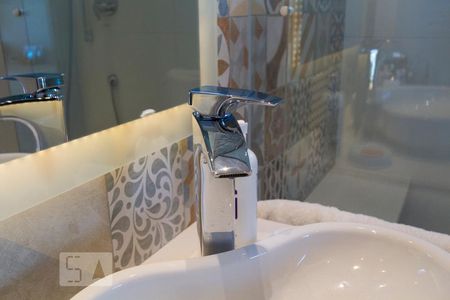 Apartamento à venda com 132m², 2 quartos e 3 vagasBANHEIRO SUITE