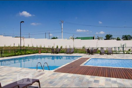 Apartamento para alugar com 60m², 3 quartos e 1 vagaDependências do prédio - piscina