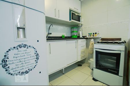 Cozinha de apartamento para alugar com 1 quarto, 40m² em Campos Elíseos, São Paulo