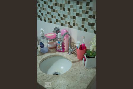 Apartamento para alugar com 70m², 2 quartos e 1 vagaLavatório Banheiro social