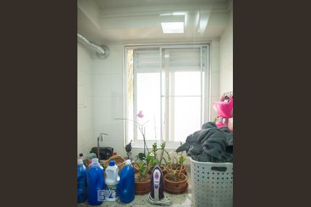 Apartamento para alugar com 70m², 2 quartos e 1 vagaÁrea de serviço 