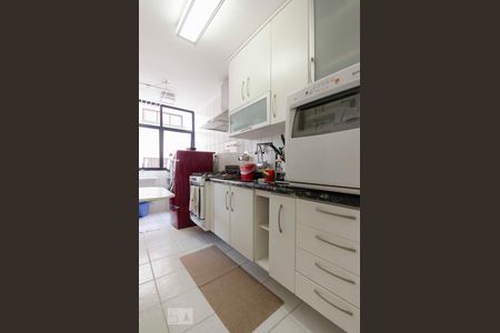 Apartamento à venda com 67m², 2 quartos e 1 vagaCozinha