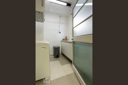 Apartamento à venda com 105m², 2 quartos e 1 vaga Apartamento à venda com 105m², 2 quartos e 1 vagaÁrea de serviço