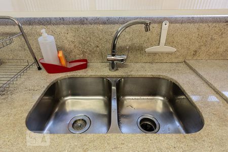 Apartamento à venda com 105m², 2 quartos e 1 vaga Apartamento à venda com 105m², 2 quartos e 1 vagaCozinha