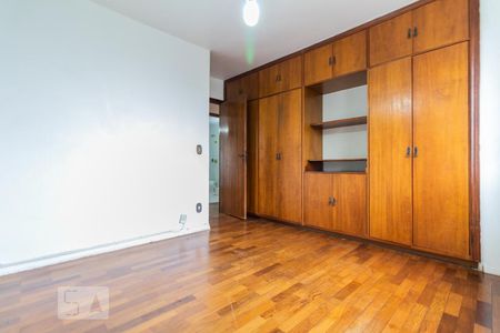 Apartamento à venda com 120m², 3 quartos e 1 vaga Apartamento à venda com 120m², 3 quartos e 1 vagaSuíte