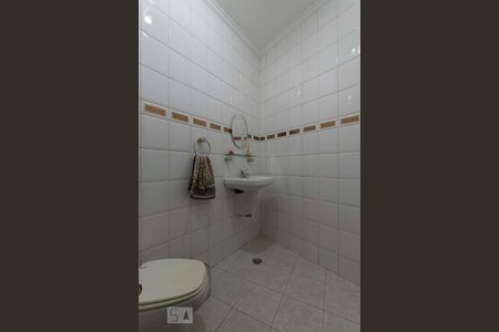 1o. Andar - Lavabo de casa para alugar com 3 quartos, 160m² em Vila Nair, São Paulo