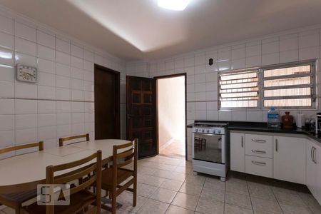 1o. Andar - Cozinha de casa para alugar com 3 quartos, 160m² em Vila Nair, São Paulo