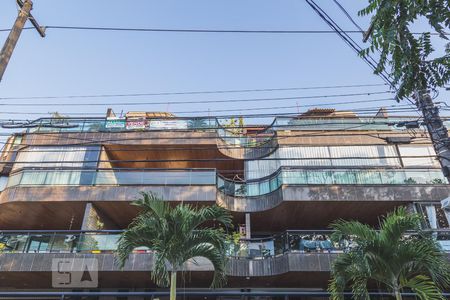 Apartamento à venda com 600m², 5 quartos e 6 vagasFachada