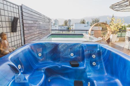 Apartamento à venda com 600m², 5 quartos e 6 vagasTerraço