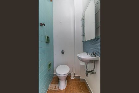 Apartamento à venda com 110m², 3 quartos e 1 vaga Apartamento à venda com 110m², 3 quartos e 1 vagaBanheiro de serviço