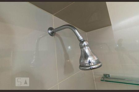 Apartamento à venda com 110m², 3 quartos e 1 vaga Apartamento à venda com 110m², 3 quartos e 1 vagaChuveiro