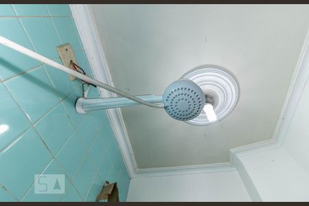 Apartamento à venda com 110m², 3 quartos e 1 vaga Apartamento à venda com 110m², 3 quartos e 1 vagaChuveiro banheiro de serviço