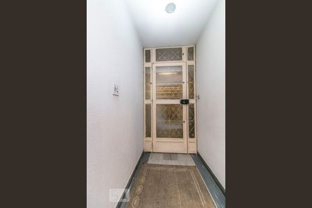 Apartamento à venda com 110m², 3 quartos e 1 vaga Apartamento à venda com 110m², 3 quartos e 1 vagaPorta de segurança/Hall de entrada1