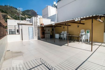 Apartamento à venda com 110m², 3 quartos e 1 vaga Apartamento à venda com 110m², 3 quartos e 1 vagaChurrasqueira/Cobertura/Espaço para festas