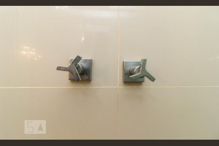 Apartamento à venda com 110m², 3 quartos e 1 vaga Apartamento à venda com 110m², 3 quartos e 1 vagaTorneiras box