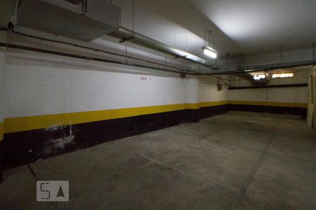 Apartamento à venda com 292m², 4 quartos e 3 vagas Apartamento à venda com 292m², 4 quartos e 3 vagasGaragem