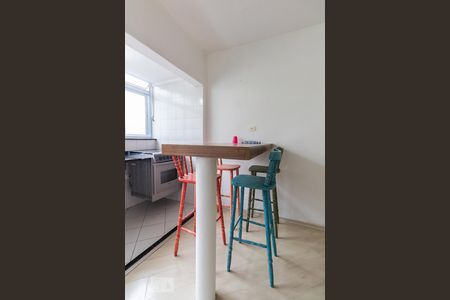Cozinha de apartamento para alugar com 1 quarto, 40m² em Campo Belo , São Paulo
