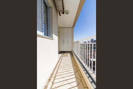 Apartamento à venda com 153m², 3 quartos e 3 vagasVaranda quarto 1