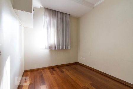 Apartamento à venda com 153m², 3 quartos e 3 vagasQuarto 2 