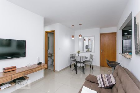 Sala de apartamento para alugar com 2 quartos, 70m² em Jacarepaguá, Rio de Janeiro