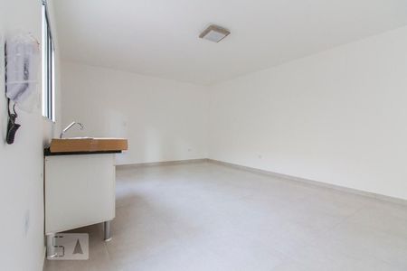 Espaço para sala, quarto e cozinha  de kitnet/studio para alugar com 1 quarto, 25m² em Vila Regente Feijó, São Paulo