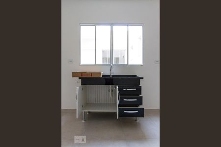 Armário cozinha  de kitnet/studio para alugar com 1 quarto, 25m² em Vila Regente Feijó, São Paulo