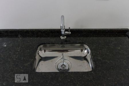 Pia da Cozinha  de kitnet/studio para alugar com 1 quarto, 25m² em Vila Regente Feijó, São Paulo
