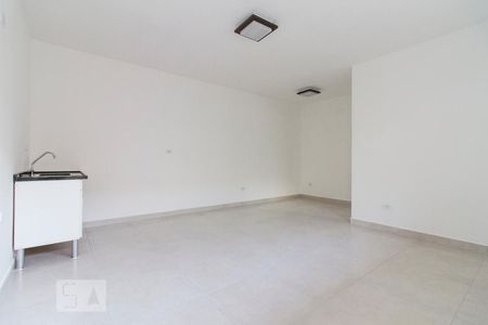 Espaço para sala, quarto e cozinha  de kitnet/studio para alugar com 1 quarto, 25m² em Vila Regente Feijó, São Paulo