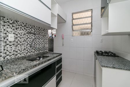 Apartamento à venda com 45m², 2 quartos e sem vaga Apartamento à venda com 45m², 2 quartos e sem vagaCozinha