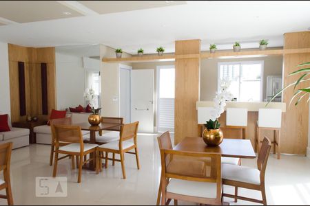 Apartamento à venda com 54m², 2 quartos e 1 vaga Apartamento à venda com 54m², 2 quartos e 1 vagaDependências do prédio - salão de festas