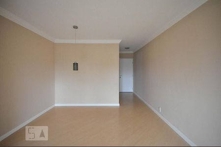 Sala de apartamento para alugar com 4 quartos, 98m² em Jardim Ampliação, São Paulo