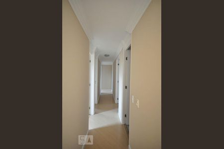 Corredor de apartamento para alugar com 4 quartos, 98m² em Jardim Ampliação, São Paulo