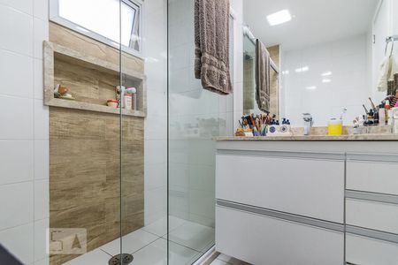 Apartamento à venda com 170m², 3 quartos e 2 vagas Apartamento à venda com 170m², 3 quartos e 2 vagasSuite