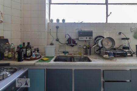 Apartamento à venda com 200m², 3 quartos e 2 vagas Apartamento à venda com 200m², 3 quartos e 2 vagasCozinha