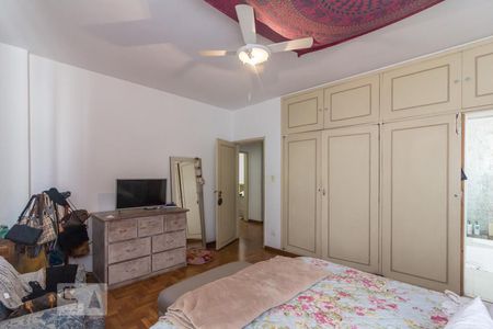 Apartamento à venda com 200m², 3 quartos e 2 vagas Apartamento à venda com 200m², 3 quartos e 2 vagasQuarto 3 (suite)