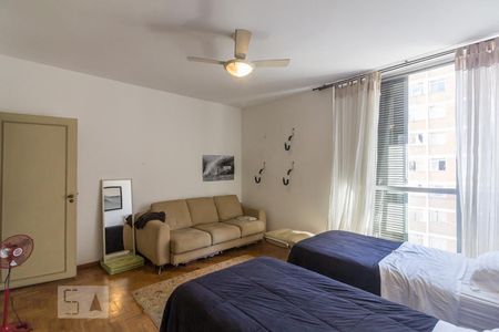 Apartamento à venda com 200m², 3 quartos e 2 vagas Apartamento à venda com 200m², 3 quartos e 2 vagasQuarto 2