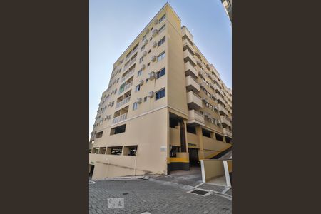 Apartamento à venda com 130m², 3 quartos e 1 vaga Apartamento à venda com 130m², 3 quartos e 1 vagaFachada