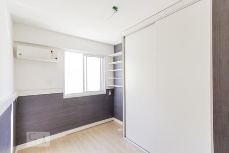 Apartamento à venda com 130m², 3 quartos e 1 vaga Apartamento à venda com 130m², 3 quartos e 1 vagaPrimeiro Andar - Quarto 01