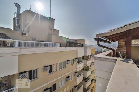 Apartamento à venda com 130m², 3 quartos e 1 vaga Apartamento à venda com 130m², 3 quartos e 1 vagaSegundo Andar - Vista