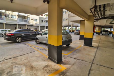 Apartamento à venda com 130m², 3 quartos e 1 vaga Apartamento à venda com 130m², 3 quartos e 1 vagaGaragem