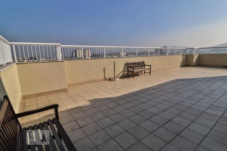 Apartamento à venda com 130m², 3 quartos e 1 vaga Apartamento à venda com 130m², 3 quartos e 1 vagaEspaço Externo Festas